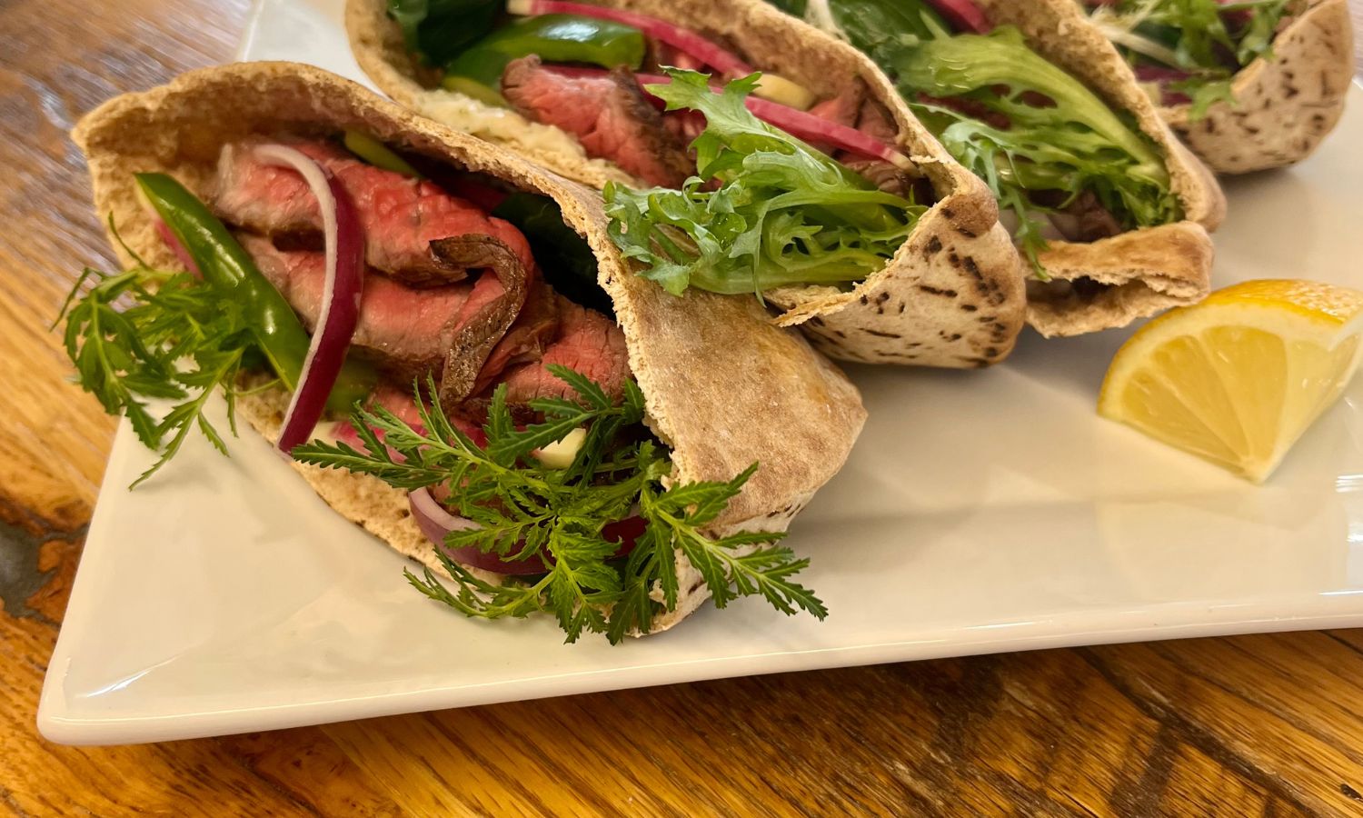 Steak pitas