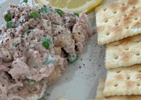 White bean and tuna salad